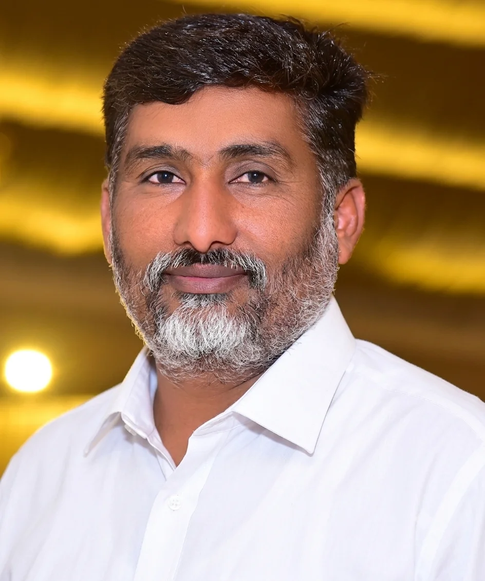 Javed Iqbal - Master Photographer & Studio Director in Pakistan